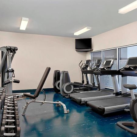 Four Points By Sheraton Hotel & Suites Calgary West Luaran gambar