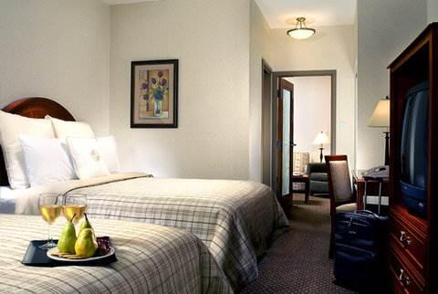 Four Points By Sheraton Hotel & Suites Calgary West Luaran gambar