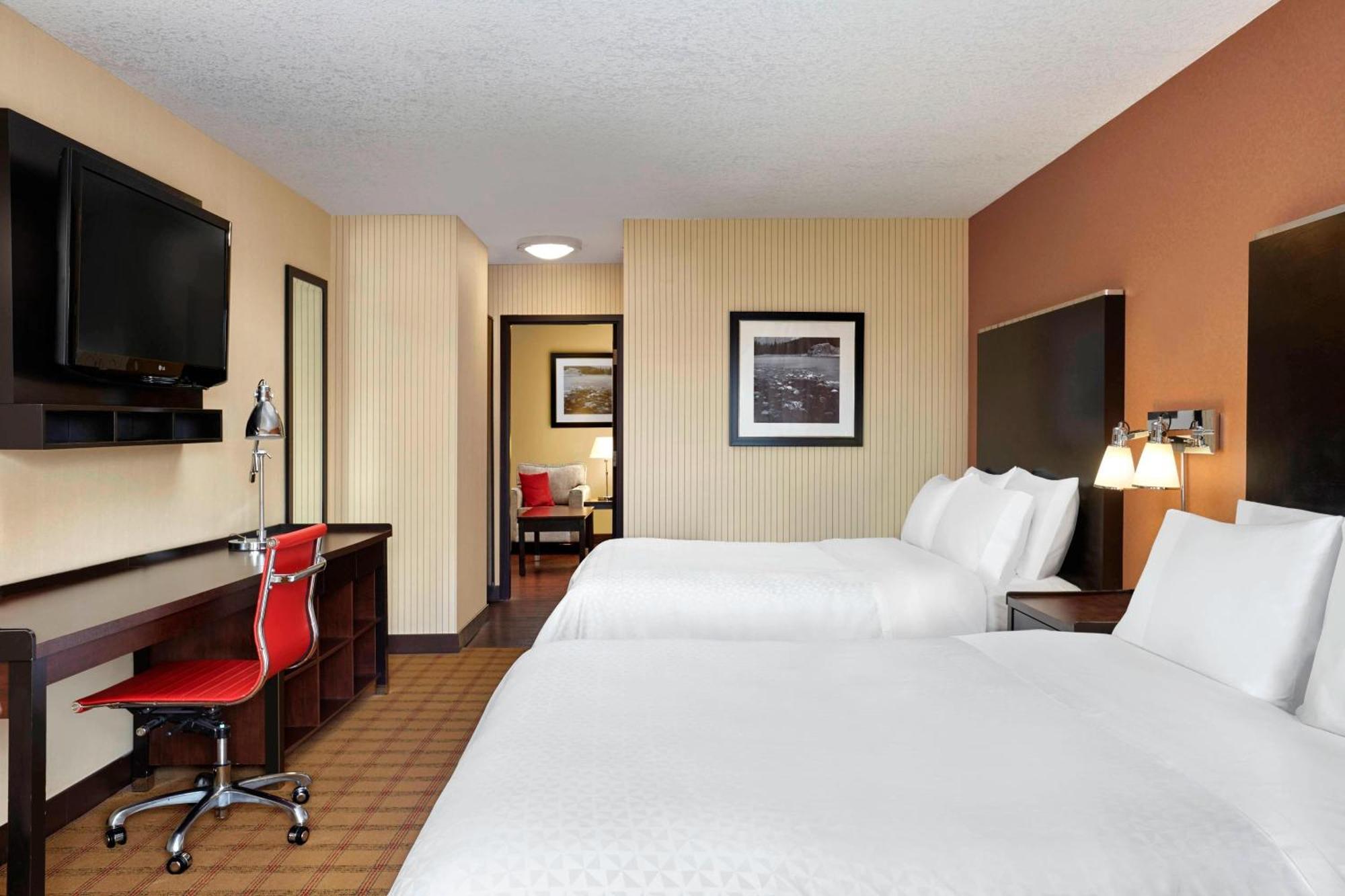 Four Points By Sheraton Hotel & Suites Calgary West Luaran gambar